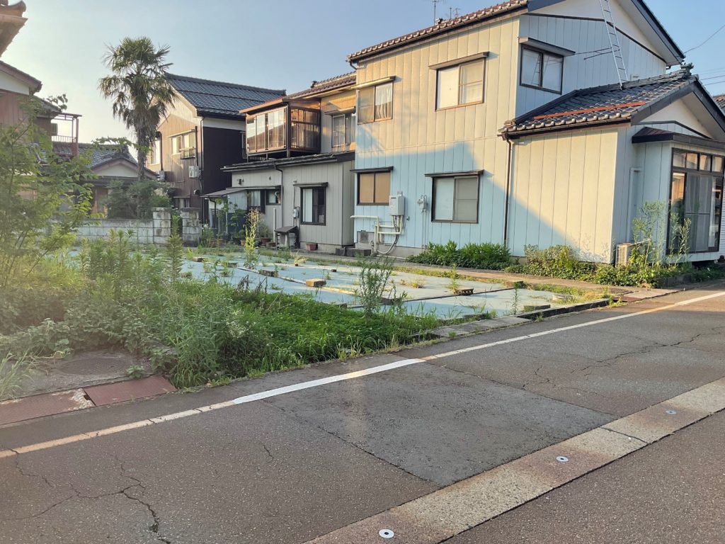 加茂市矢立 中古住宅